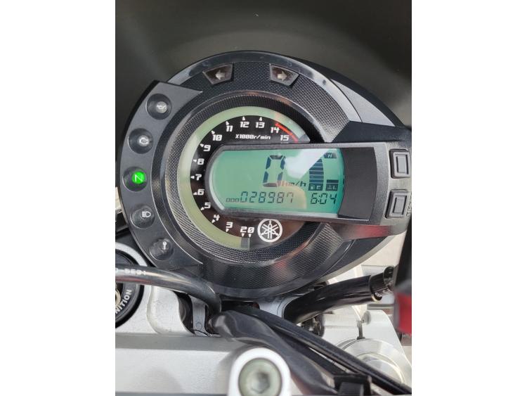 YAMAHA FZ6 (98CV)