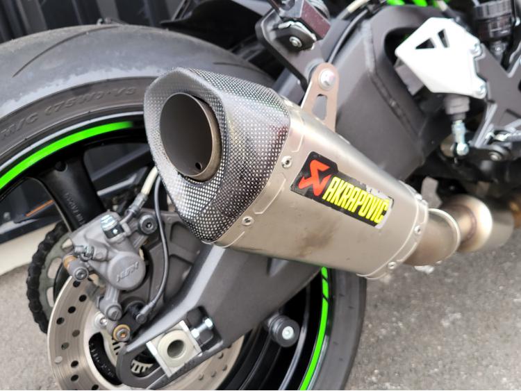KAWASAKI ZX-10R