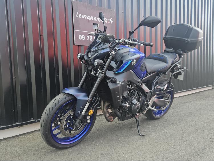 YAMAHA MT-09