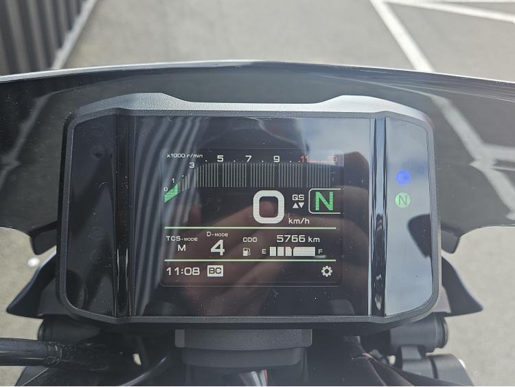 YAMAHA MT-09