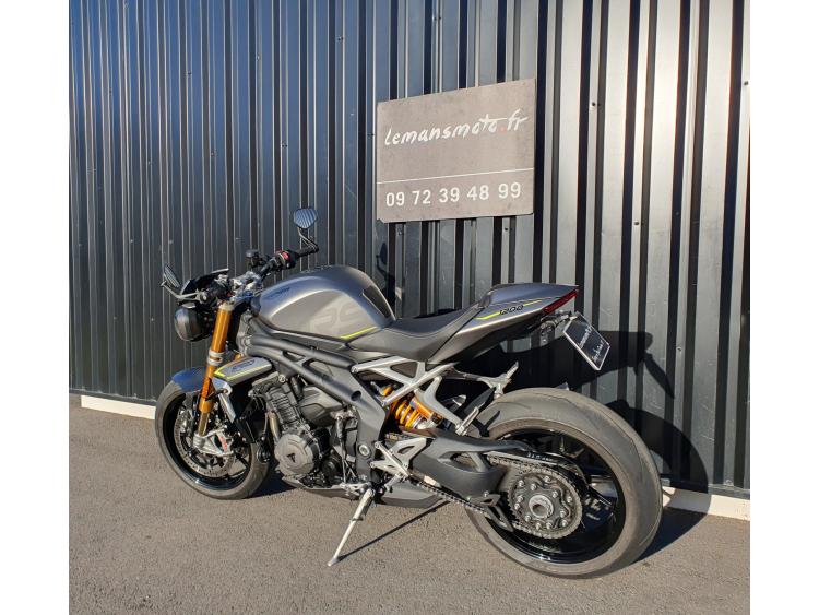 TRIUMPH SPEED TRIPLE 1200 RS