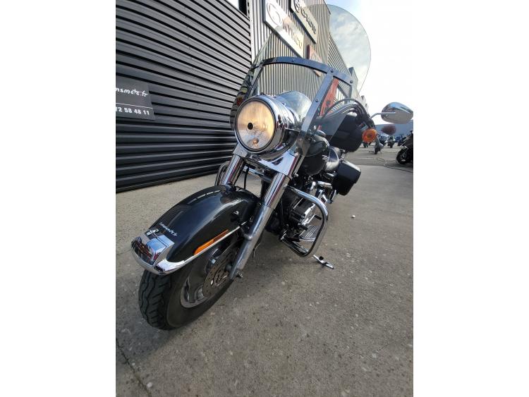 HARLEY-DAVIDSON TOURING ROAD KING 1450 CUSTOM