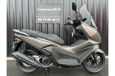KYMCO SKYTOWN