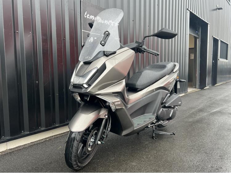 KYMCO SKYTOWN 125