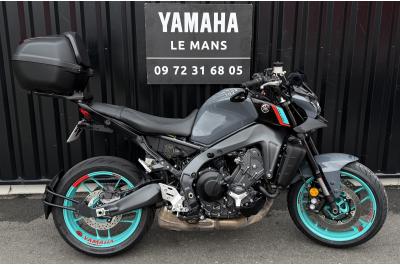 YAMAHA MT-09