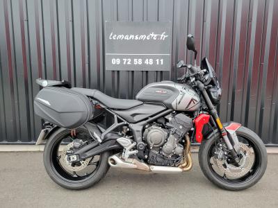 TRIUMPH TRIDENT 660