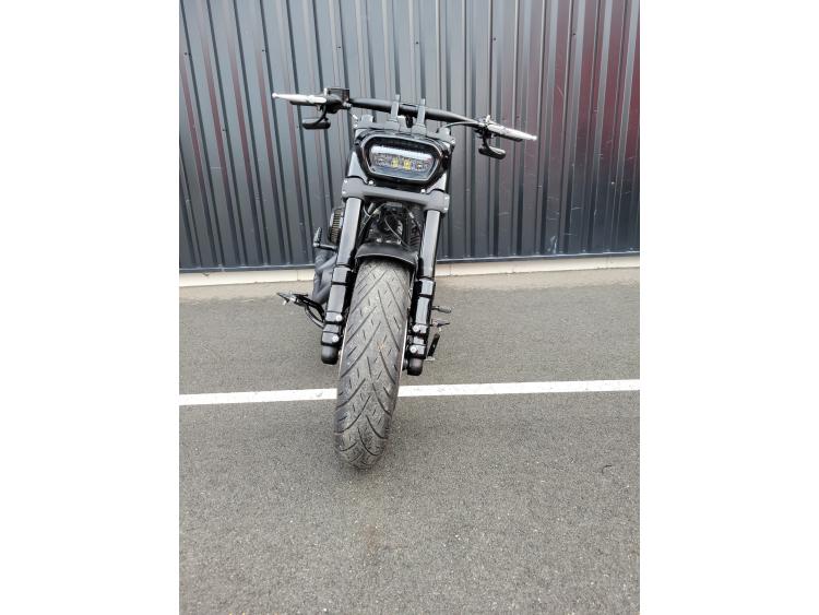 HARLEY-DAVIDSON SOFTAIL FAT BOB 1868