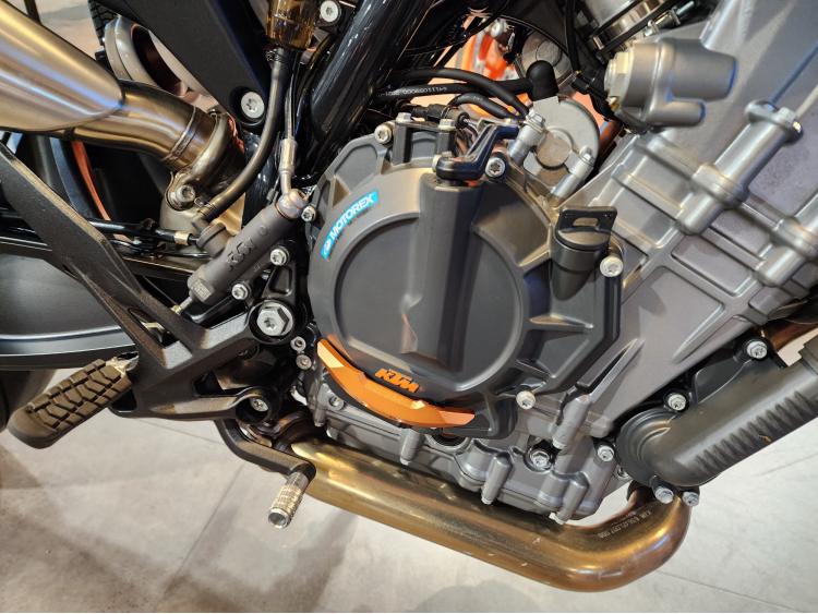 KTM 890 DUKE