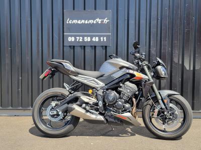 TRIUMPH STREET TRIPLE 765 RS