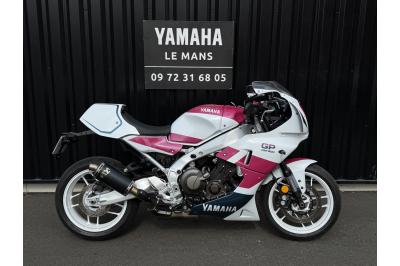 YAMAHA XSR 900 GP
