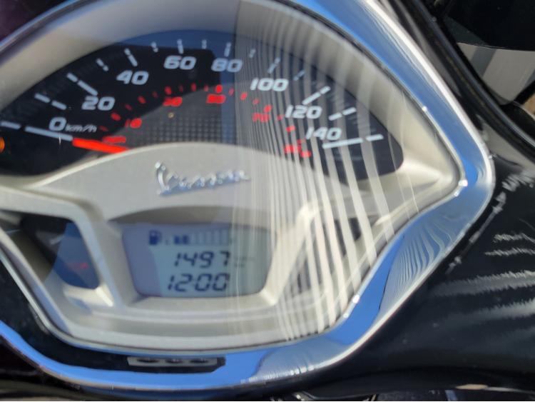 PIAGGIO VESPA GTS 300 SEULEMENT 1497Km