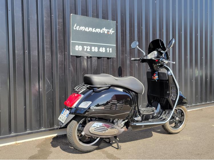 PIAGGIO VESPA GTS 300 SEULEMENT 1497Km