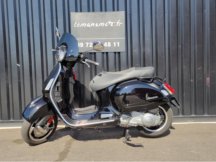 PIAGGIO VESPA GTS 300 SEULEMENT 1497Km