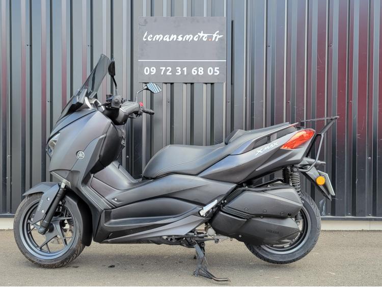 YAMAHA XMAX 300