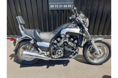 YAMAHA VMAX 1200 CARBONE