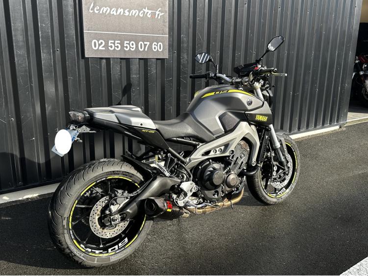 YAMAHA MT-09 ABS