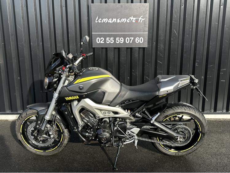 YAMAHA MT-09 ABS