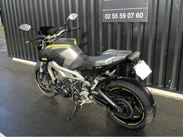 YAMAHA MT-09 ABS