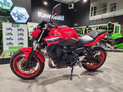 KAWASAKI Z 650 (47.5CV)