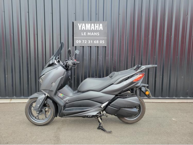 YAMAHA XMAX 300