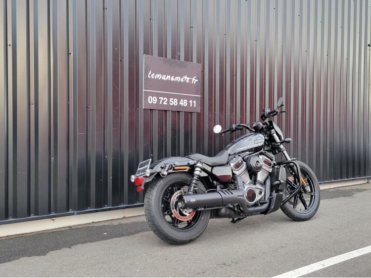 HARLEY-DAVIDSON SPORTSTER NIGHTSTER 975