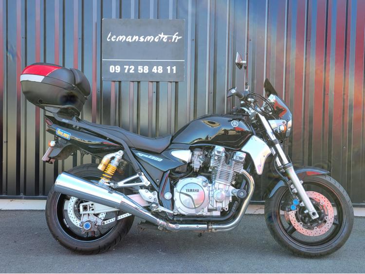 YAMAHA XJR 1300 SP