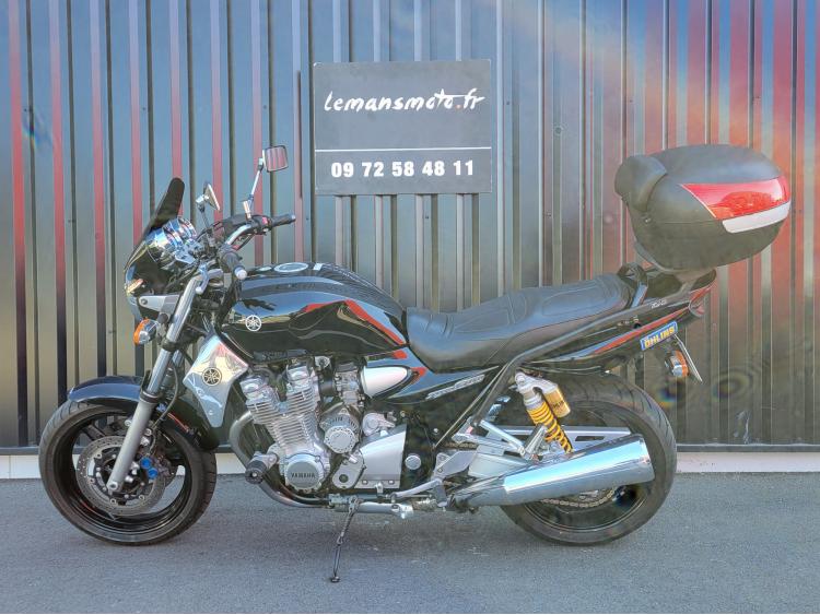 YAMAHA XJR 1300 SP