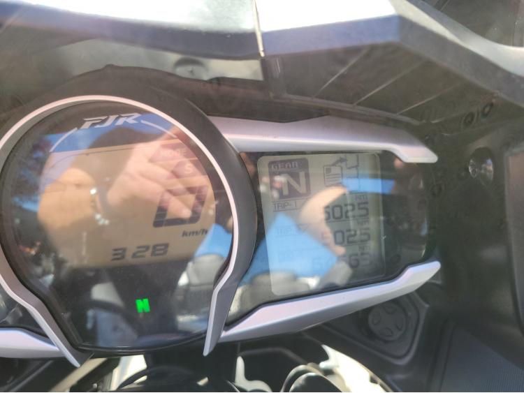 YAMAHA FJR 1300 AE