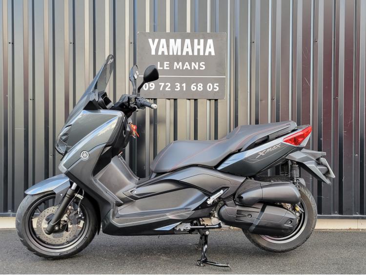 YAMAHA XMAX 125