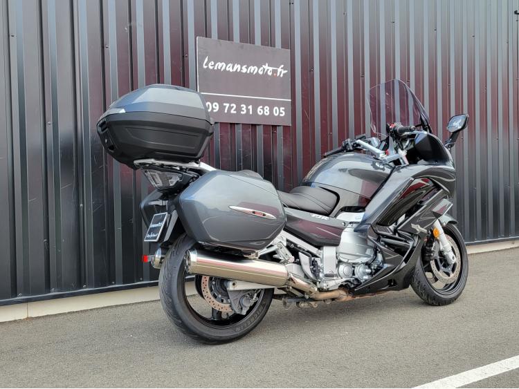 YAMAHA FJR 1300 1ère main