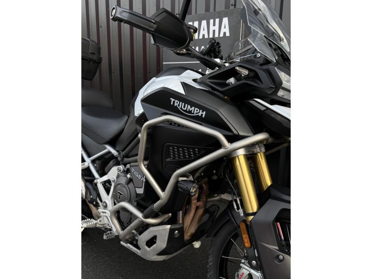 TRIUMPH TIGER 1200 RALLY EXPLORER