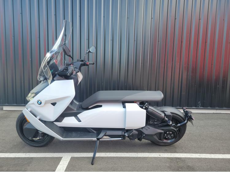 BMW CE 04