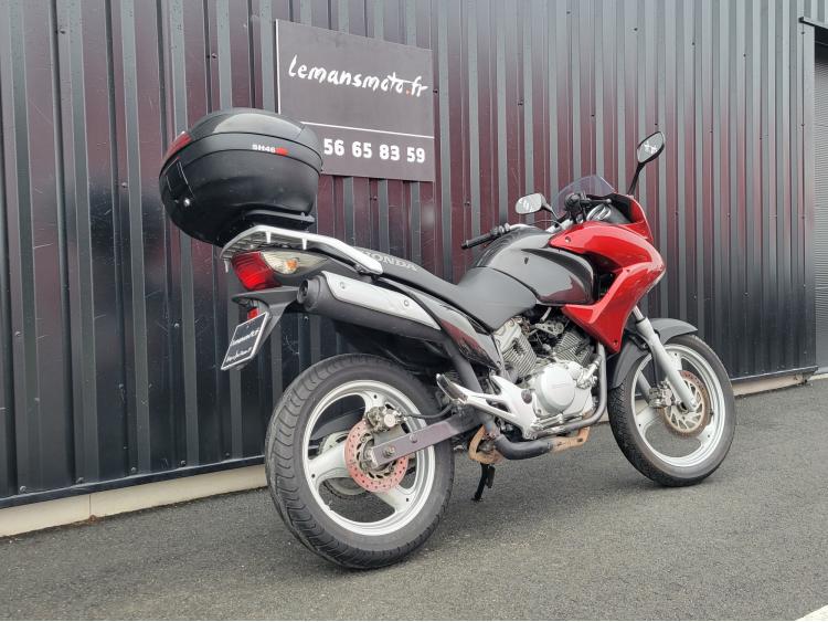 HONDA VARADERO 125 SEULEMENT 19065 KM