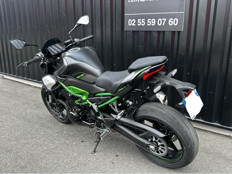 KAWASAKI Z 900