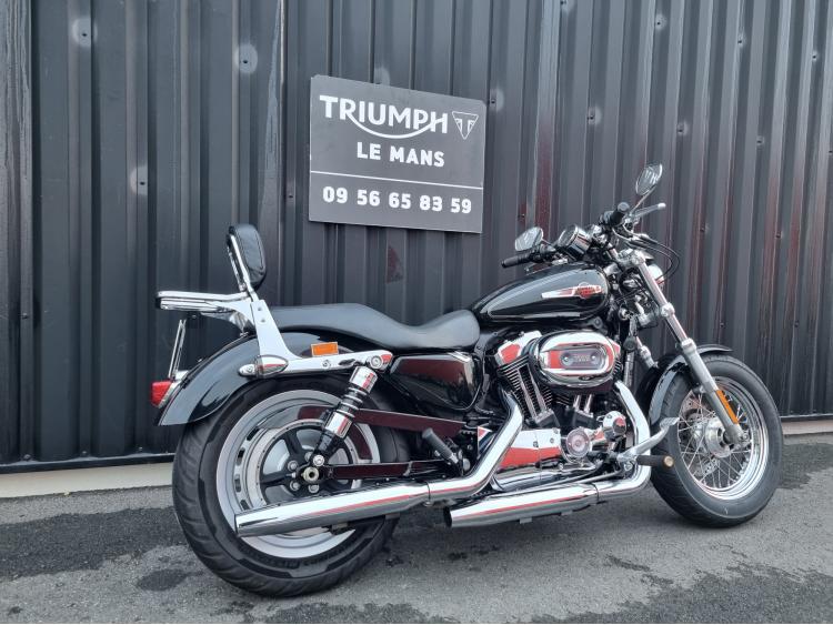 HARLEY-DAVIDSON SPORTSTER CUSTOM 1200