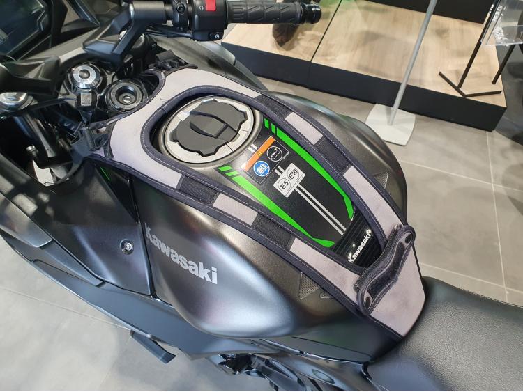 KAWASAKI NINJA 650 