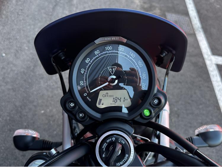 TRIUMPH STREET SCRAMBLER  900 A2
