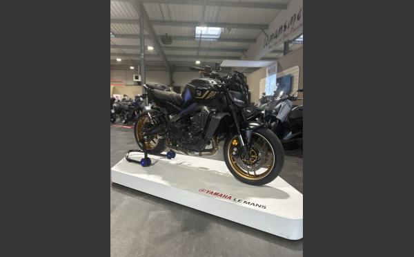  L’Art du Doré signé Yamaha Le Mans ! 